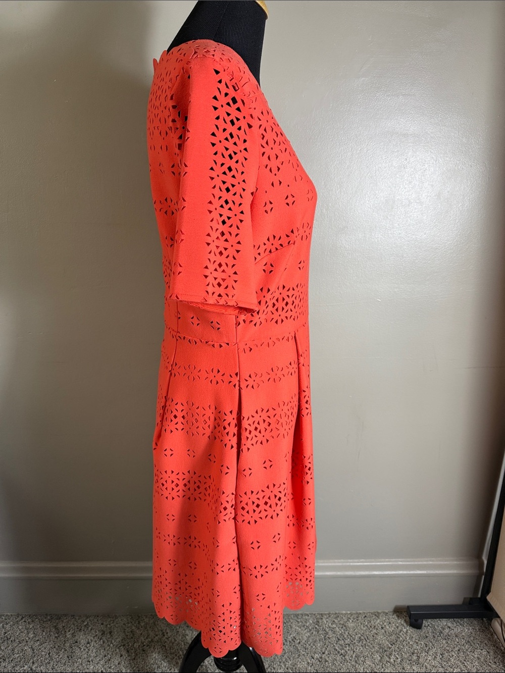 Banana Republic Coral Eyelet Fit & Flare Dress Sz 12 - Picture 5 of 11